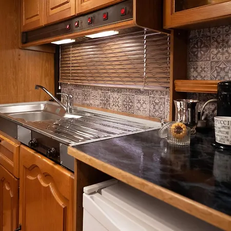 Holiday home Lemon Garden Camper *